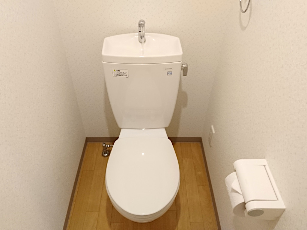 マンスリーリブマックス梅田スカイビル前