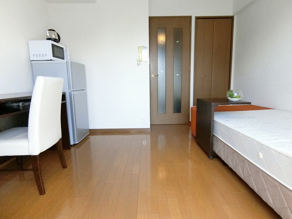 江坂駅 徒歩6分 - 1