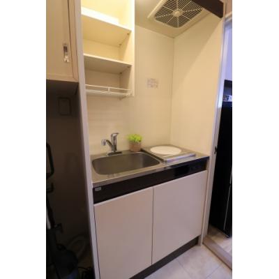 Bizroom／コーポ和202【コンビニ・スーパー至近！】ロフト付きで天井高め！の物件写真2