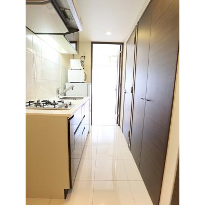 【TM新橋CROSSIA/SP1】JR線「新橋」徒歩7分・ネットWi-Fi無制限無料・英語対応可・テレワークにも♪の物件写真4