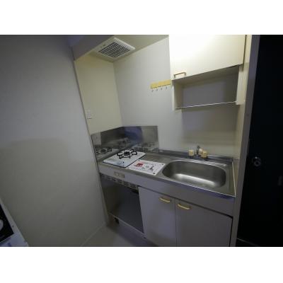 apartment 〒857-0055　長崎県佐世保市湊町2-9 松尾ビル1F