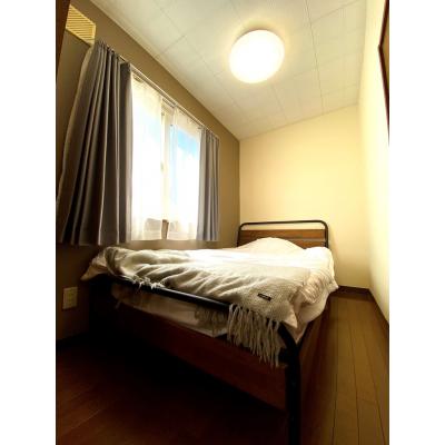 POROKARI学園前/個別車庫有/ネット無料/SDベッド！の物件写真2