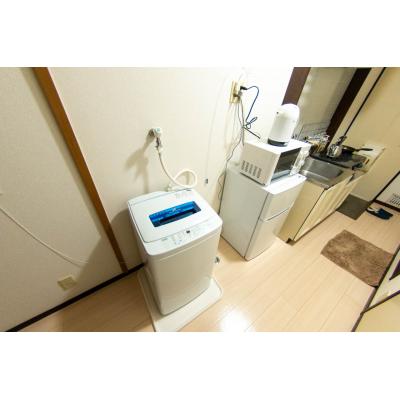 マンスリーライフ池田2◆在宅ワーク、テレワーク歓迎♪Wi-Fi付き・バストイレ別・２口ガスコンロ◆の物件写真3