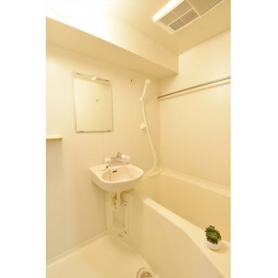 【駅近🌟キレイ】グランステイ北新宿Ⅱ（B）★バストイレ別🛀/ネット無料🎧/オートロック🔒★の物件写真3