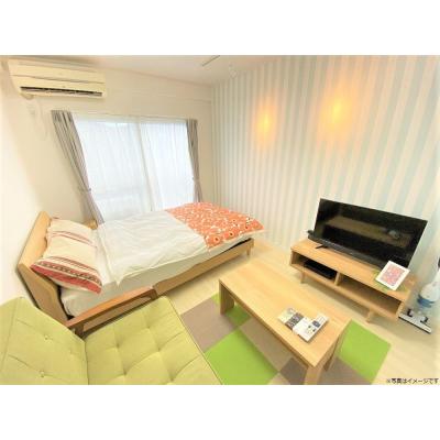 ユニオンマンスリー八王子片倉１　302　1R・セミダブル・くつろぎstyle☆安心のオートロック完備♪ソファとおしゃれな壁紙の快適なお部屋♪の物件写真1