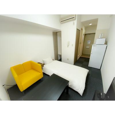 ユニオンマンスリー渋谷１　303　1R・シングル・くつろぎstyle☆渋谷駅徒歩8分の好立地☆コンビニも近くにあり便利♪ソファーの物件写真2