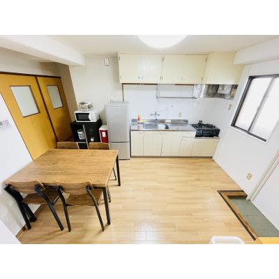 Ｓマンスリー室町【2DK・駐車場確保・ドラッグストアすぐそば・広々43平米】の物件写真4