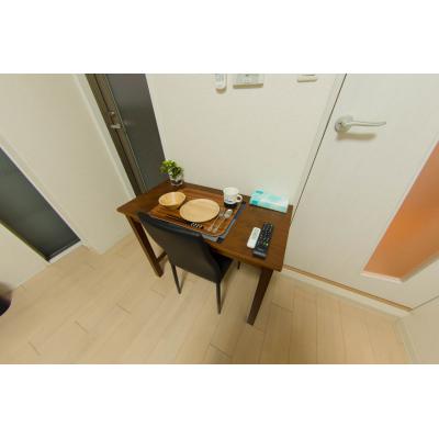 マンスリーライフ大阪福島2◆【日額賃料1,000円OFFキャンペーン！！1/25迄※延長不可】テレワーク、在宅ワーク歓迎！大阪梅田まで電車で1駅・コンビニ徒歩1分・洋室7帖・Wi-Fi付きの物件写真3