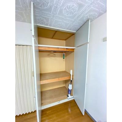 ユニオンマンスリー柿生２　304　1R・セミダブル☆◆インターネット固定回線（有線）無料の部屋◆おしゃれなフロアライト付き♪人気のデスク＆チェアのあるお部屋♪の物件写真6