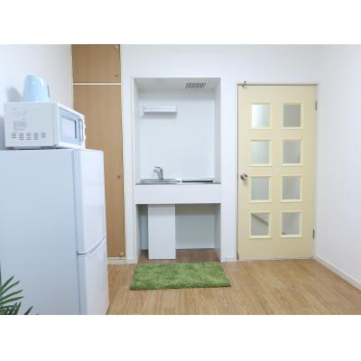レントライフマンスリー新横浜TOP　No.1B【契約・事務手数料無料！】の物件写真2