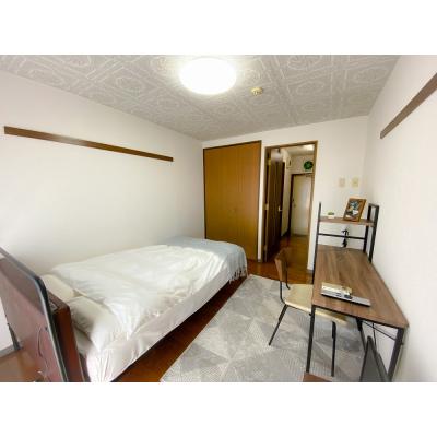 ユニオンマンスリー多摩境１　304　1K・セミダブル☆京王相模原線利用で明大前駅や新宿駅へダイレクトアクセス/デスクがあるお部屋の物件写真2