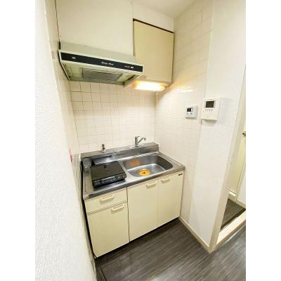 ●2026年5月14日から入居可●ユニオンマンスリー熊谷２　302　1R・セミダブル☆JR高崎線沿線。湘南新宿ラインと上野東京ラインも停車/デスクがあるお部屋の物件写真3