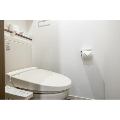 新宿まで乗り換えなし4分！  入居最大3人／浴室乾燥機完備／Wi-Fi無料／Livion III 201の物件写真4