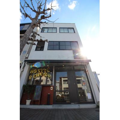 ◆THE　NEXT　DOOR　D4◆東寺を眺める半個室スペース！キッチン、トイレ、シャワーブース共用利用可！の物件写真1