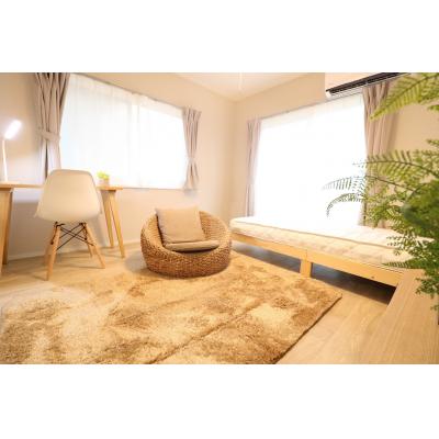 Bizroom／パークビュー弐番館104　【インターネット無料】敷地内駐車場あり！おしゃれな欧風インテイリア！の物件写真3