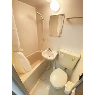 ユニオンマンスリー八王子北野５　204　1R・セミダブル☆デスク・チェア付きのお部屋♪駅には23時半まで営業の「京王ストア」ありの物件写真3