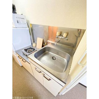 ユニオンマンスリー柿生４　207　1R・シングル☆駅前スーパー「マルエツ柿生店」は深夜25時まで営業しており買い物に便利の物件写真3