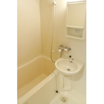 ユニオンマンスリー池袋イーストタワー１　1205　1K・シングル☆◆インターネット固定回線（有線）無料の部屋◆初めての池袋暮らしにおススメ！の物件写真4