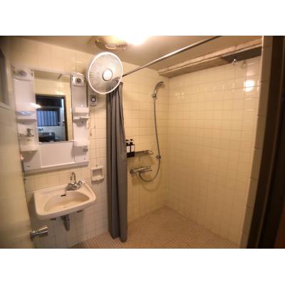 apartment 〒907-0004　沖縄県石垣市字登野城652-1 小波本マンションⅠ1F西