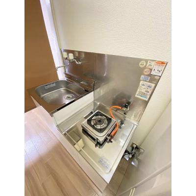 ユニオンマンスリー入間市２　303　1R・セミダブル☆人気のデスク＆チェア付きのお部屋♪■西武池袋線沿線/所沢駅や池袋駅まで乗換なしの物件写真2