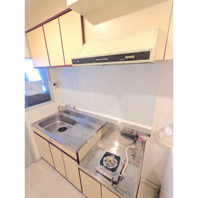 ユニオンマンスリー小田急相模原４　304　1K・セミダブル☆【禁煙ルーム】２面採光で明るいお部屋♪デスクとチェアのあるお部屋♪の物件写真3