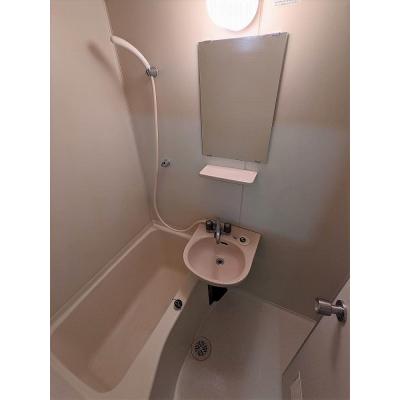 ユニオンマンスリー花小金井１　206　1R・シングル☆人気のバストイレ別♪デスク＆チェア付き♪■駅前には24時間営業のスーパー「西友」ありの物件写真4