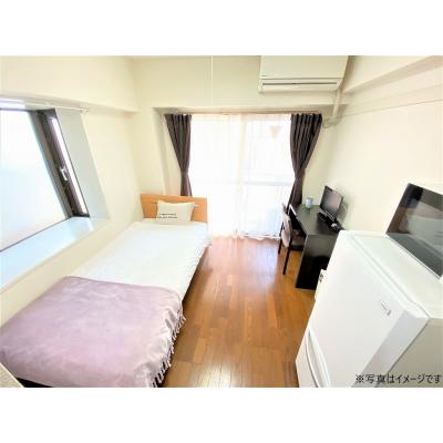 ユニオンマンスリー武蔵小杉駅前１　506　1R・シングル☆２面採光で明るいお部屋♪デスク＆チェア付き♪■東急東横線「武蔵小杉駅」徒歩3分の物件写真1