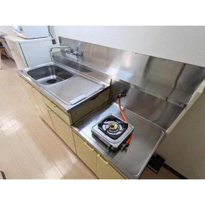 ユニオンマンスリー横浜戸塚２　205　1R・セミダブル☆モニター付きインターフォン完備♪デスク＆チェア付き♪■ショッピングモールありの物件写真3