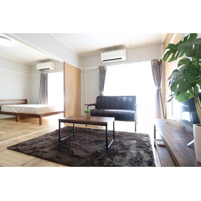 Bizroom/東大宮ハイツ202【リノベーション】駅近・ＲＣ！窓の多い明るい室内！！の外観画像