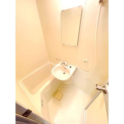 ユニオンマンスリー春日部１　804　1K・シングル☆◆インターネット固定回線（有線・Wi-Fi）無料の部屋◆【禁煙ルーム】人気の角部屋♪バストイレ別・温水洗浄便座付き♪デスクとチェアのあるお部屋♪の物件写真4