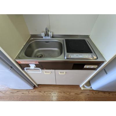 ユニオンマンスリー百合ヶ丘２　411　1R・シングル☆人気の角部屋＆２面採光♪オートロック完備♪デスクとチェア付きのお部屋♪の物件写真2