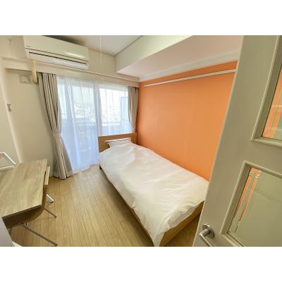 ユニオンマンスリー浦安２　503　1K・シングル☆セキュリティ面も安心の建物オートロック付♪室内洗濯機やデスク＆チェアがあるお部屋/角部屋の物件写真1