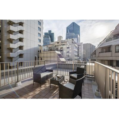 六本木一丁目駅から徒歩4分／六本木&赤坂まで徒歩圏内／入居最大4人／浴室乾燥機完備／Wi-Fi無料／グラナード六本木 401の物件写真2