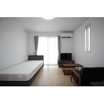 オクサリーダ博多　B　　【築浅物件】の物件写真1