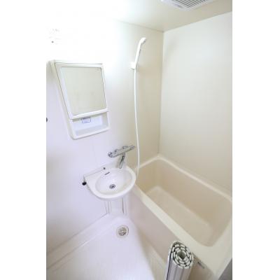 Bizroom／クレール薬師台３番館105　【インターネット無料】敷地内駐車場あり！キッチン広め！の物件写真3