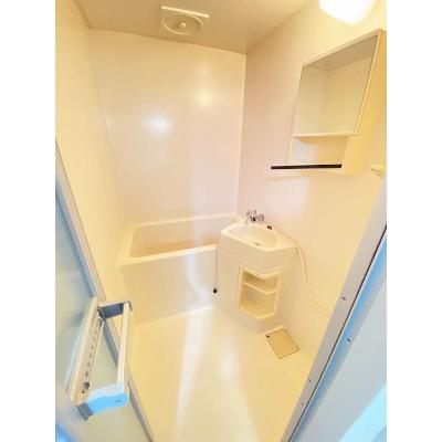 ユニオンマンスリー南林間３　205　1K・シングル☆人気のバストイレ別！デスクとチェアのあるお部屋♪■小田急江ノ島線「南林間駅」徒歩3分の物件写真4