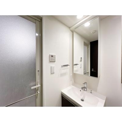 【🌿快適シーズンの引越し応援キャンペーン🏡🌈】【禁煙🚭/Wi-Fi無料🌐】マイナビSTAY横浜大通り公園　205の物件写真6