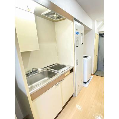 ユニオンマンスリー新百合ヶ丘３　401　1R・シングル☆人気の角部屋♪デスク・チェア完備＆室内洗濯機など生活家電のあるお部屋の物件写真4