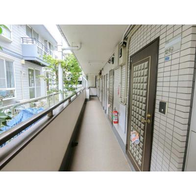 ユニオンマンスリー橋本８　107　1K・シングル☆人気の角部屋＆2面採光♪デスク・チェア完備＆室内洗濯機など生活家電のあるお部屋の物件写真6