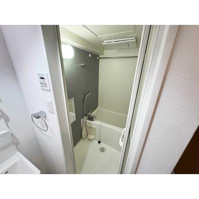 【🎍年末年始大感謝祭🎍】【禁煙🚭/Wi-Fi無料🌐】マイナビSTAYレジデア西本町　1002の物件写真5