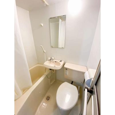 ユニオンマンスリー中浦和４　203　1K・シングル☆人気の角部屋＆2面採光で明るいお部屋♪デスク・チェア＆室内洗濯機など生活家電完備の物件写真4