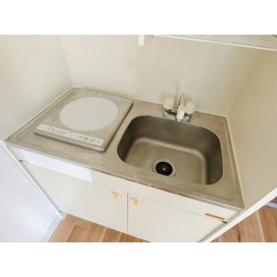 ●2026年4月4日から入居可●ユニオンマンスリー新八柱１　203　1R・セミダブル☆人気の角部屋♪デスク・チェア完備＆洗濯機や冷蔵庫など生活家電のあるお部屋の物件写真3