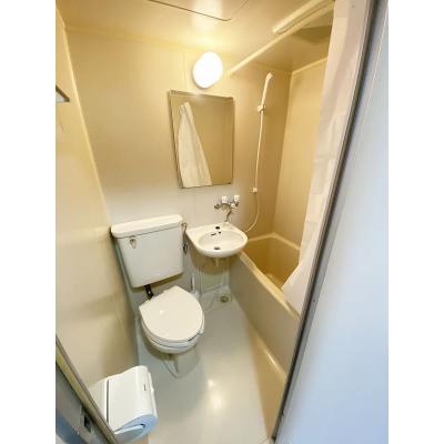 ユニオンマンスリー本厚木３　705　1R・シングル☆ソファ・テーブルのあるお部屋♪安心のモニター付きインターフォン＆室内洗濯機完備の物件写真4