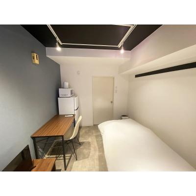 ●2026年2月8日から入居可●ユニオンマンスリー東伏見１　204　1K・シングル☆デスク・チェア完備♪室内洗濯機や冷蔵庫など生活家電のあるお部屋の物件写真2