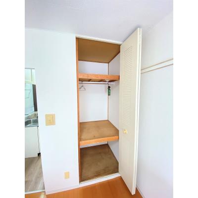 ユニオンマンスリー川崎１７　305　1R・セミダブル☆デスク・チェア＆室内洗濯機などの生活家電＆安心のモニター付きインターフォン完備♪/品川駅や横浜駅までダイレクトアの物件写真4