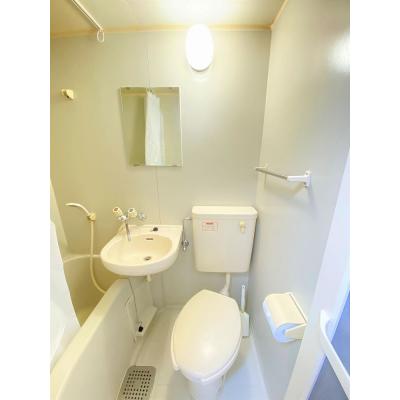 ユニオンマンスリー川崎１７　305　1R・セミダブル☆デスク・チェア＆室内洗濯機などの生活家電＆安心のモニター付きインターフォン完備♪/品川駅や横浜駅までダイレクトアの物件写真6