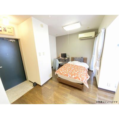 ユニオンマンスリー北池袋ガーデンテラス１　203　1R・シングル☆安心のモニター付きインターフォン＆デスク・チェア完備＆室内洗濯機など生活家電のあるお部屋/コンビニの物件写真3