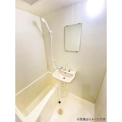 ユニオンマンスリー東京浅草１　303　1R・シングル☆【禁煙ルーム】■人気の角部屋♪バストイレ別・温水洗浄便座完備♪オートロック＆モニター付きインターフォン完備♪2口ガスコンロ付き♪快適なソの物件写真3