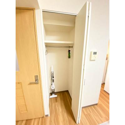 ユニオンマンスリー東京浅草１　303　1R・シングル☆【禁煙ルーム】■人気の角部屋♪バストイレ別・温水洗浄便座完備♪オートロック＆モニター付きインターフォン完備♪2口ガスコンロ付き♪快適なソの物件写真6