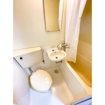 ユニオンマンスリー久米川１　403　1R・シングル☆デスク・チェア完備♪モニター付きインターフォン＆洗濯機や冷蔵庫など生活家電のあるお部屋/西武新宿線沿線/所沢駅や高田馬場駅までダイレクトアクセスの物件写真3